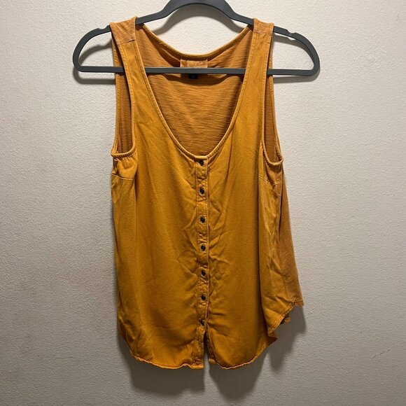 Univeral Thread Women Tank Top Blouse Gold Rayon Medium - Picture 1 of 6